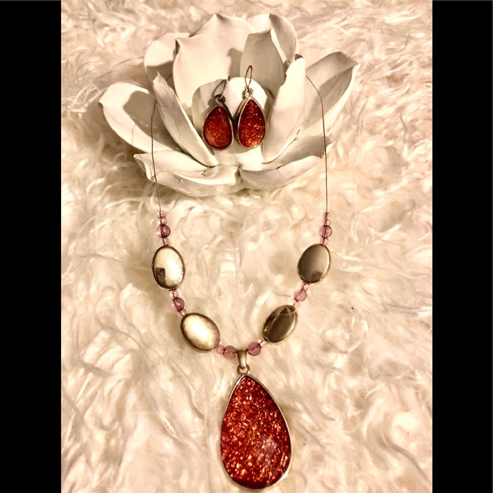 NWT Orange Drop Pendent Necklace/Earring Set